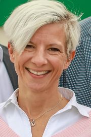 Frau Andrea Haas
